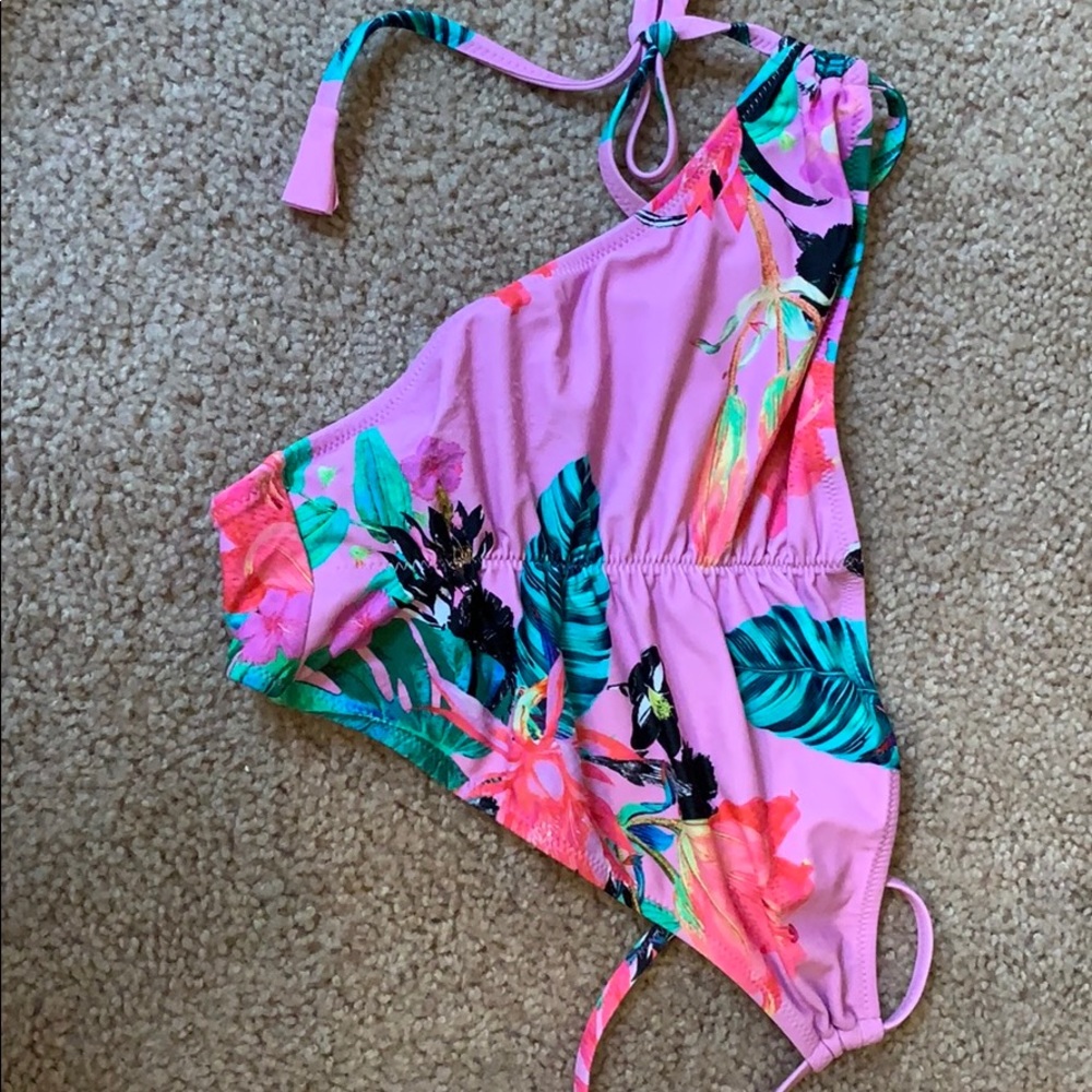 Swim bottoms - Picture 2 of 2